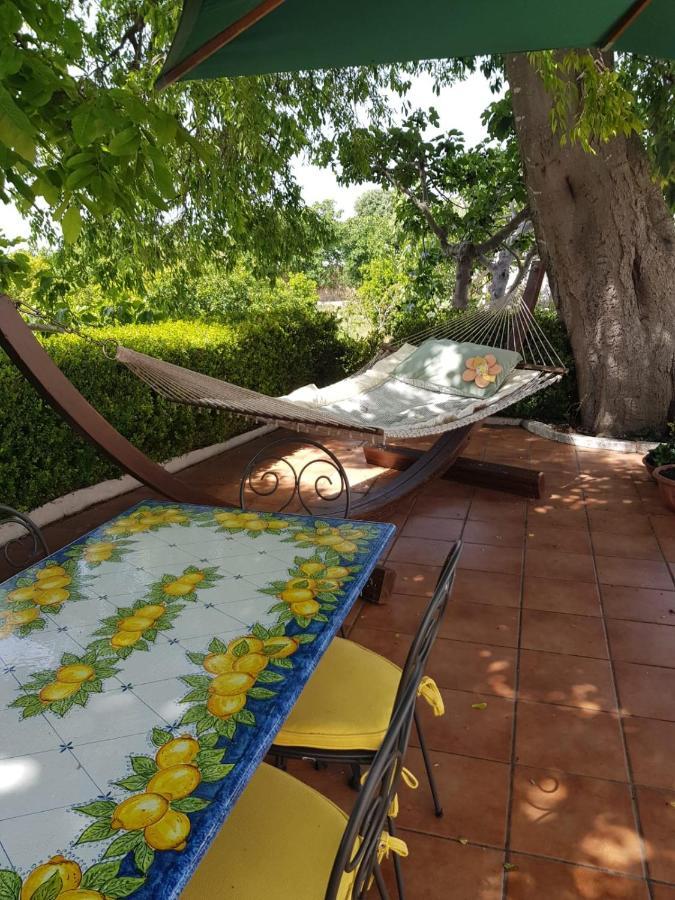 Scuderie Del Cavaliere Delle Gravine Hotel Castellaneta Ngoại thất bức ảnh